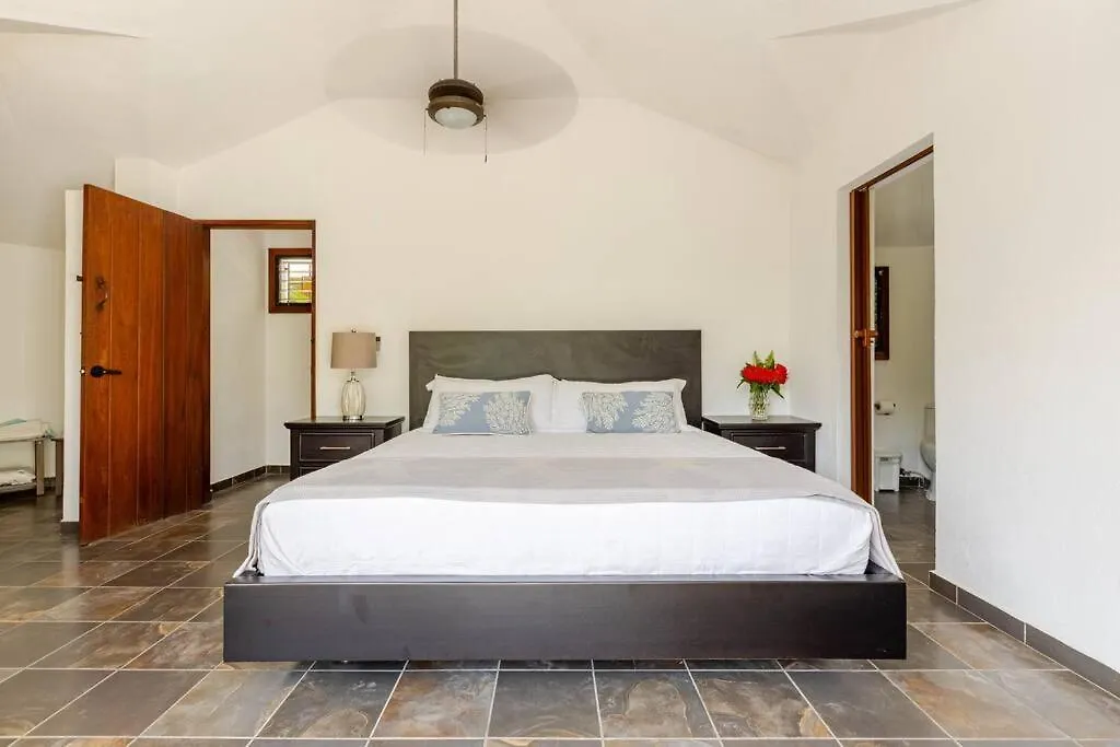 Villa Belisia Maria Bombita